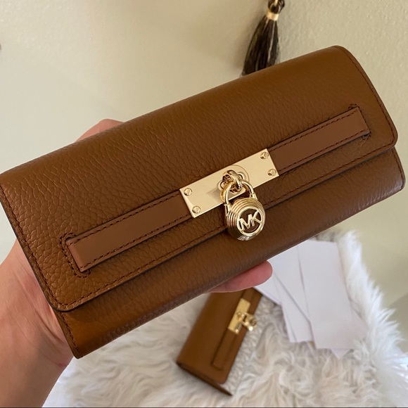 Michael Kors Bags Michael Kors Nouveau Hamilton Lg Carryall